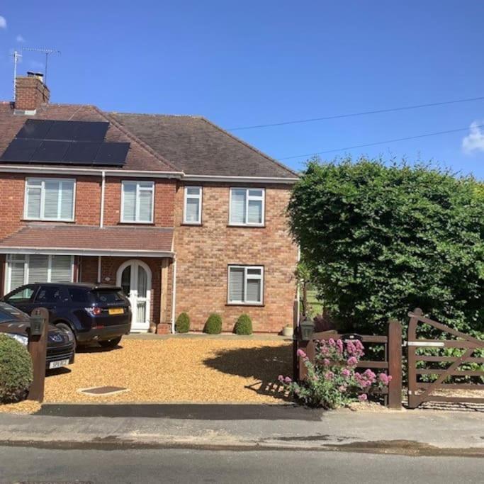 Cotswold Edge Guest Suite With Broadway Hill View Badsey Exterior photo